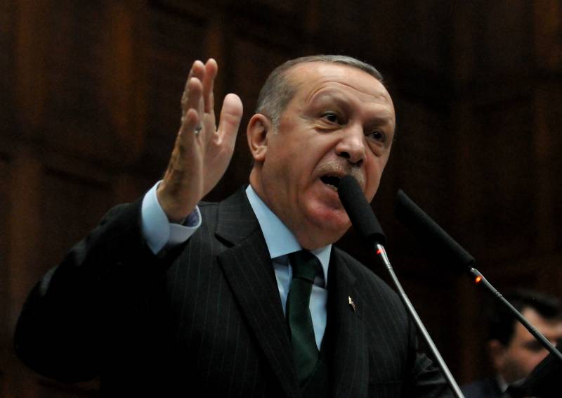 Virun der Rees an Italien Erdogan äntwert op d ' Froe vun de Journalisten