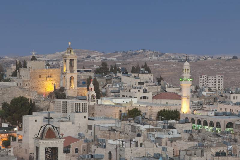 D 'PLO gefrot huet d' palestineschen Autoritéiten brechen all Relatioune mat Israel