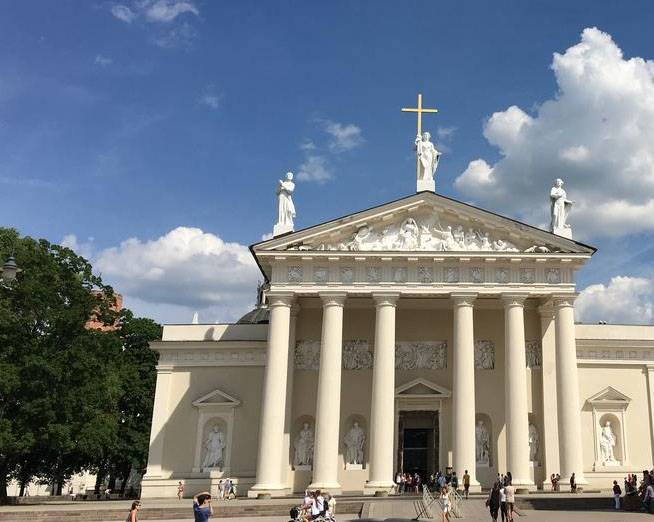 Déi meescht Litauer Sproochen sech fir d ' Verbesserung vun de Relatioune mat Russland