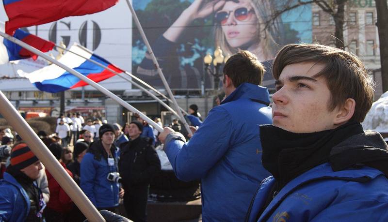 E Gespréich mat engem Jonke Mënsch iwwer d ' modern Russland