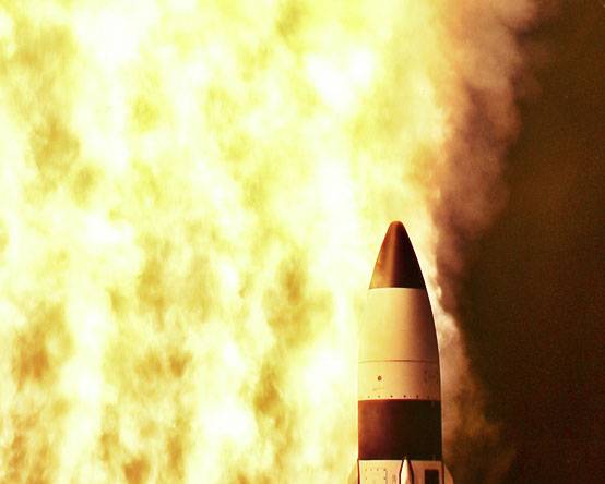 Le japon achète des états-UNIS boucliers sur le fond de leur échec des essais