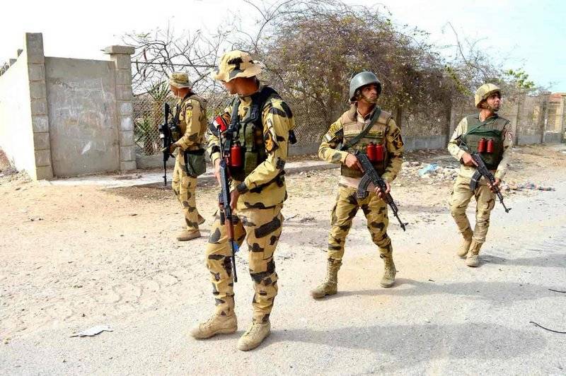 Egyptian riot police chose the Russian AK-103
