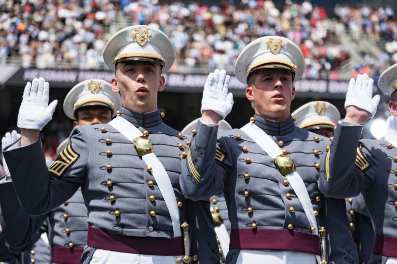 Am Pentagon berichteten iwwer d ' Entwécklung vun Hirer Arméi