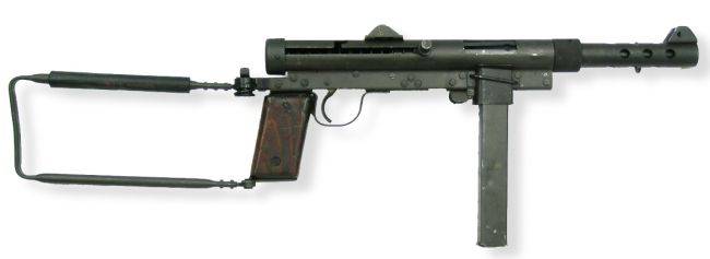 Submachine guns 