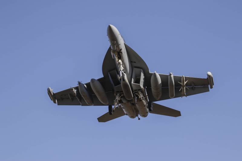 The crew of American EA-18G got frostbite during the flight