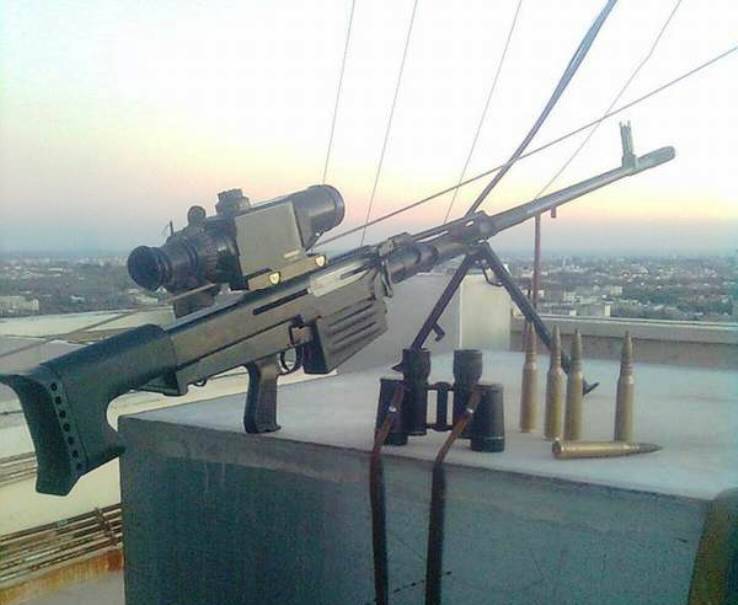 D 'russesch OSV-96 war d' bevorzugte Waff vun de syresche Kommandoe
