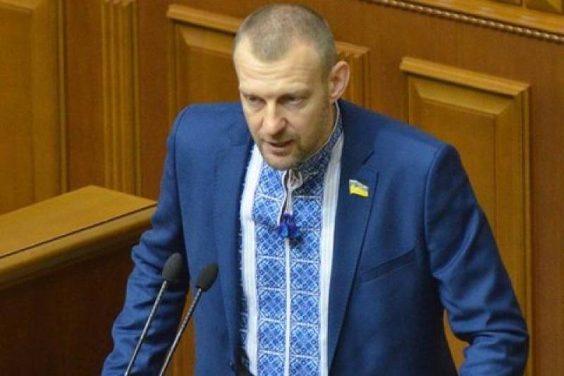 Нардепы Цецярука абразіла інфаграфіка ААН аб паходжанні мовы