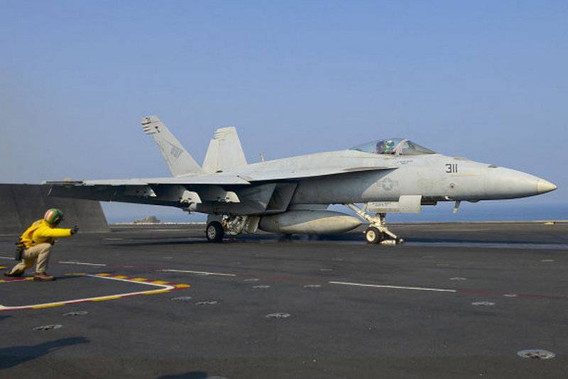 USA zaczynają program modernizacji F/A-18E/F Super Hornet