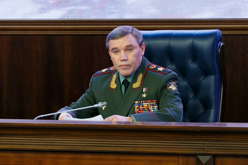 Марк Галеотті покаявся. «Доктрину Герасимова» вигадав він