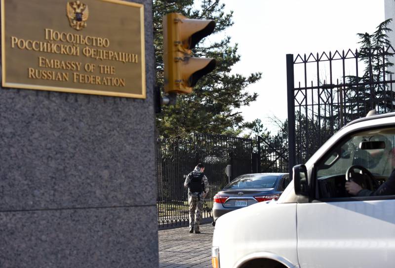 Амбасада РФ абвінаваціў Дзярждэп ў дэзінфармацыі па нагоды сустрэчы Лаўрова і Тиллерсона