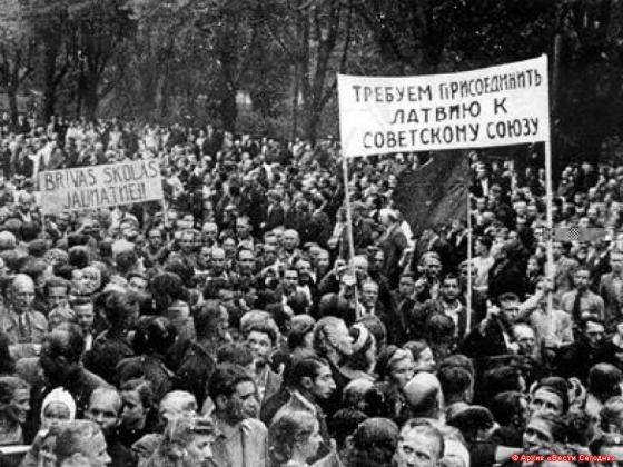 Неге Балтық қуана қарсы алып, кеңес өкіметі?