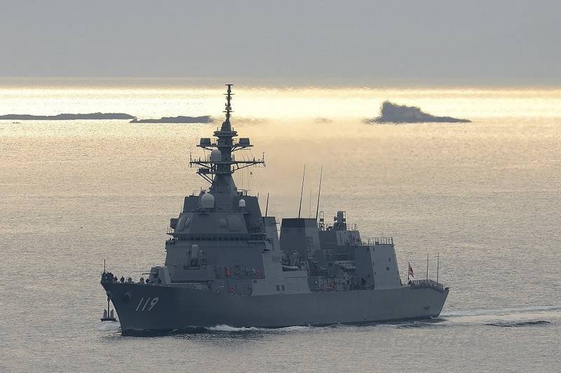 NAVY Japan hunn en neie Zerstörer