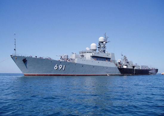 The patrol ship 