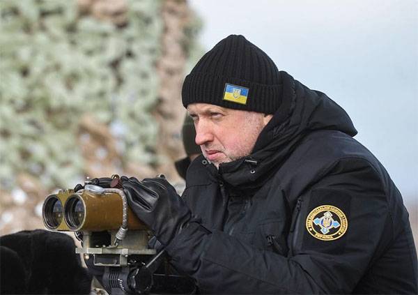 Turchynov: Ryssland kommer att attackera Ukraina på exakt 4am