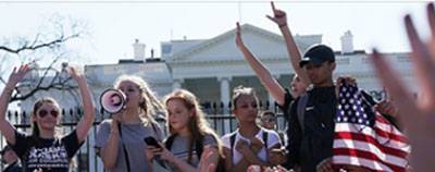 In the United States began large-scale protests of students against the free sale of weapons with 18 years
