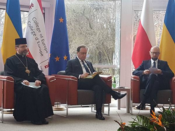 Yatsenyuk in Warsaw: 