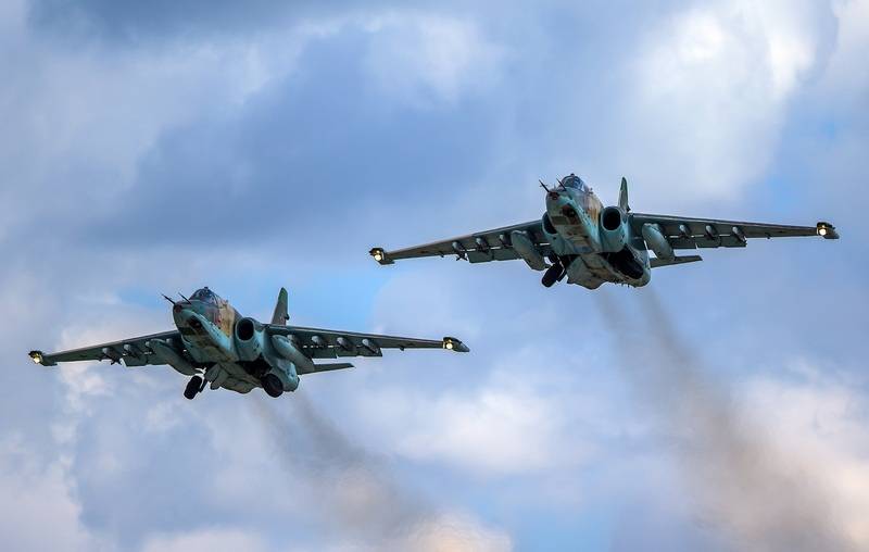Russiske su-25SM kampfly gennemførte øvelser i området af gnome-Afghanske grænse