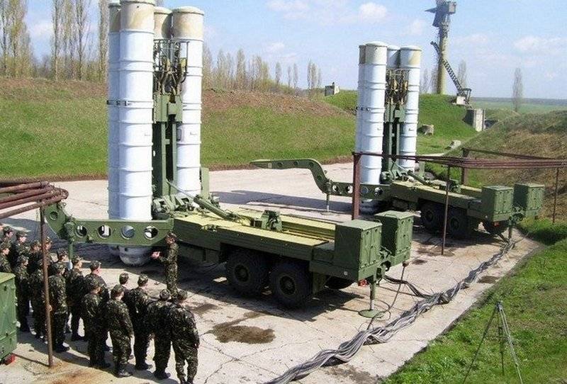 Die Ukraine beschuldigte den Russischen VKS in der Provokation und hob die Luftverteidigung Alarm