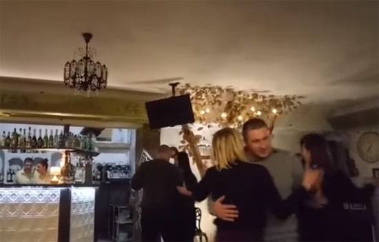 Comme puni ukrainiens de la police, станцевавших de la chanson 