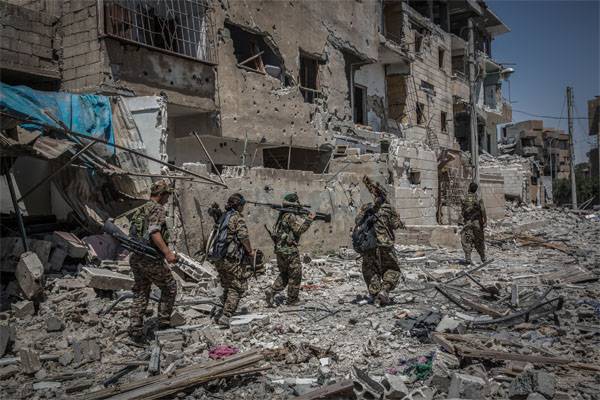 In the area of Raqqa erupted anti-American uprising