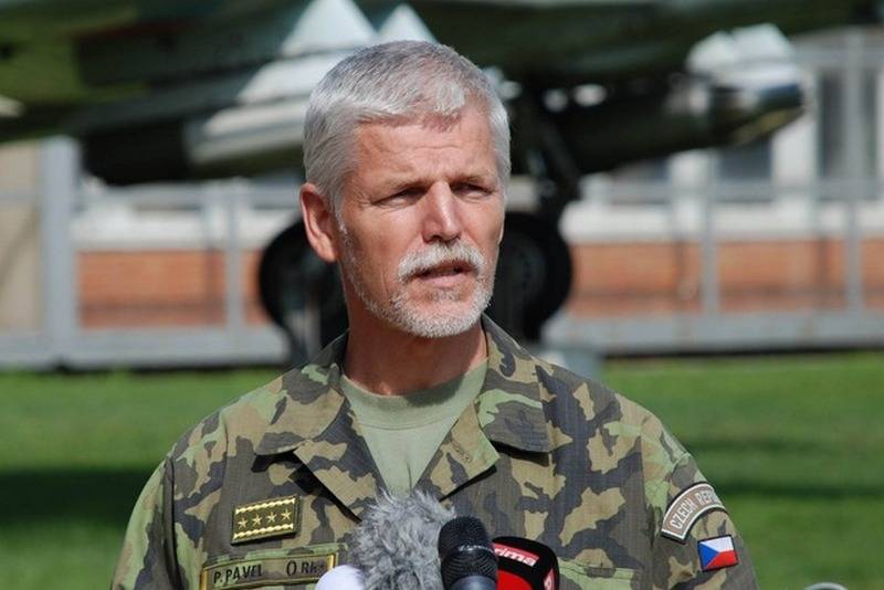 NATO: mir sinn net bereet, mat Russland zusammenzuarbeiten, bis et brécht internationaalt Recht