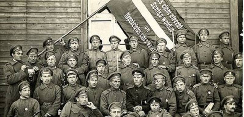 Den Latviske Riflemen. Triumf og tragedie av lenins Praetorian guard