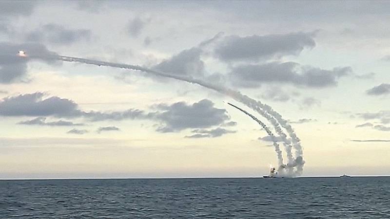 Beschränkt vu Syrien zougemaach. Russland fänkt un z ' enseignéieren