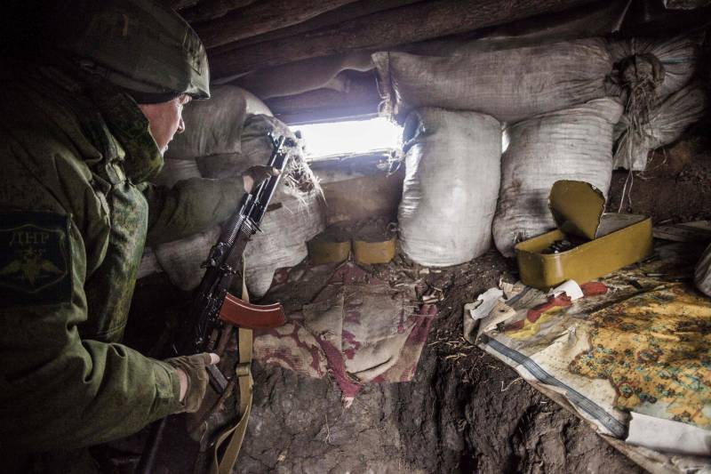 Un general retirado de las condiciones mutuamente convenidas contó que toma las decisiones sobre la Донбассу