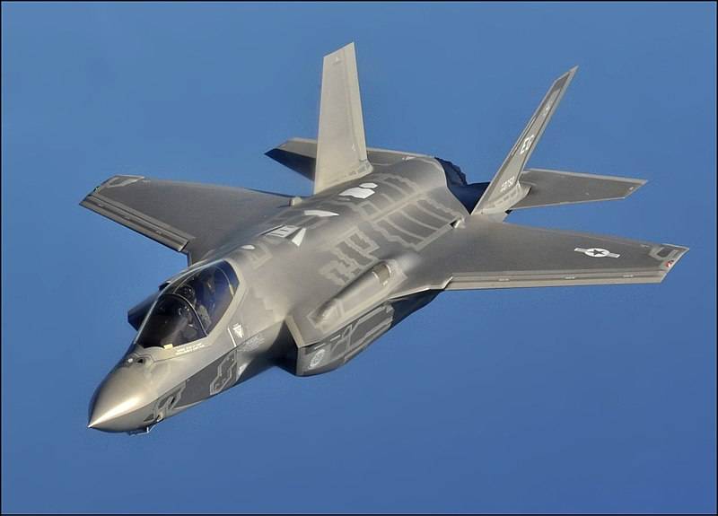 The reasons are not misleading. In Japan, emergency landing F-35 US air force