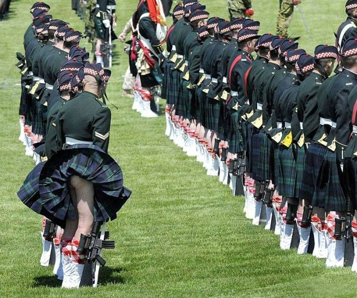 Fan club Friday. The police of Latvia has used gas against the British saviors