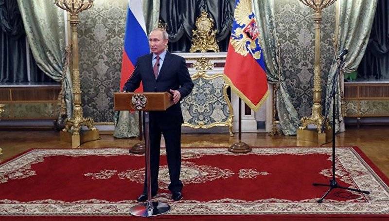 Die Live-übertragung. Im Kreml findet die Einweihung des Russischen Präsidenten Wladimir Putin