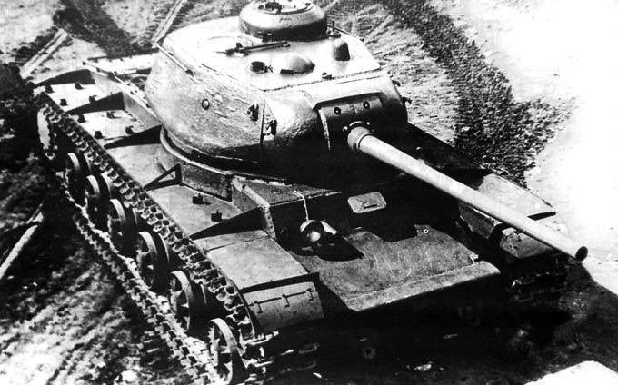 Fënnef wéineg bekannt Panzer vum Zweete Weltkrich. Deel 1. Schwéiere Panzer KV-85