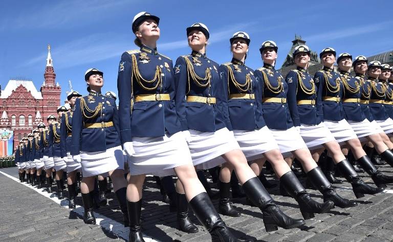 Зымыран істер қолдар
