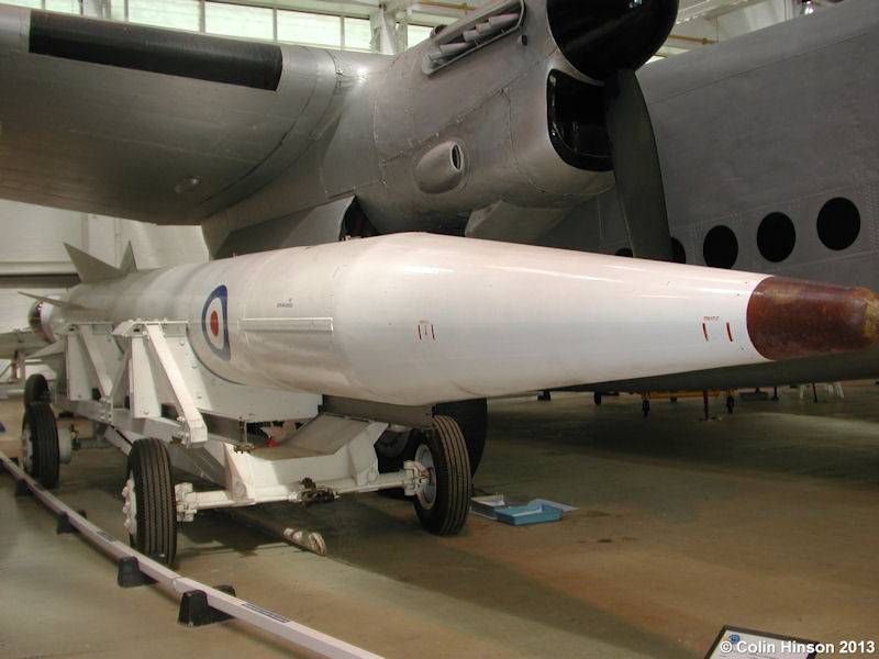 Aeroballistic raket Douglas WS-138A / GAM-87 Skybolt (USA)
