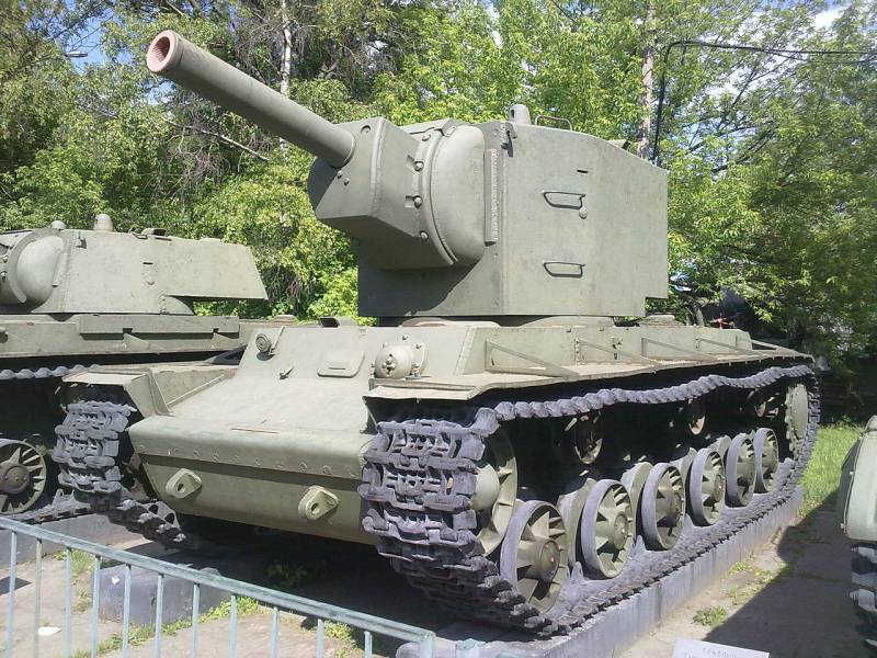Tank electrotrafic 