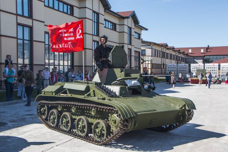 Historier om kanoner. T-60 på ydersiden og inde