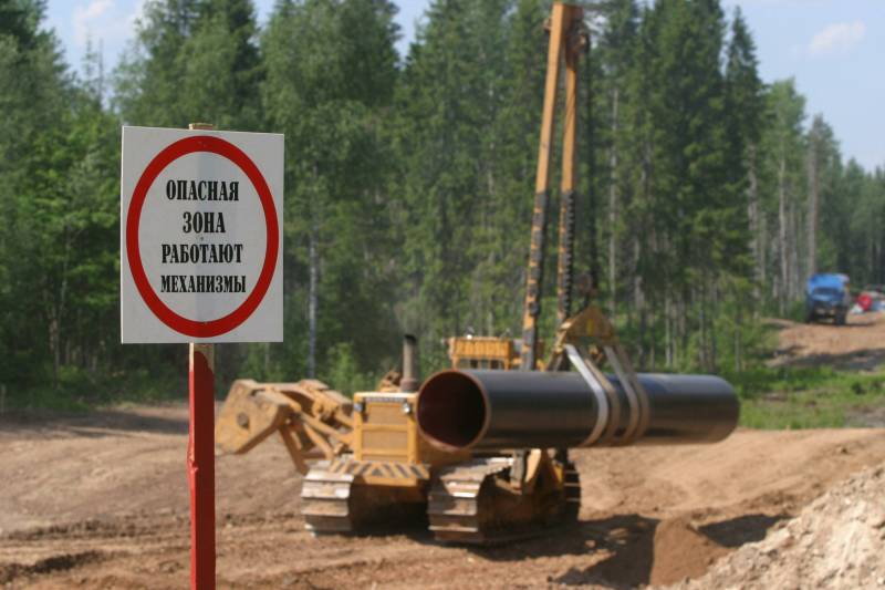 Күш жұмсақ, балта газ
