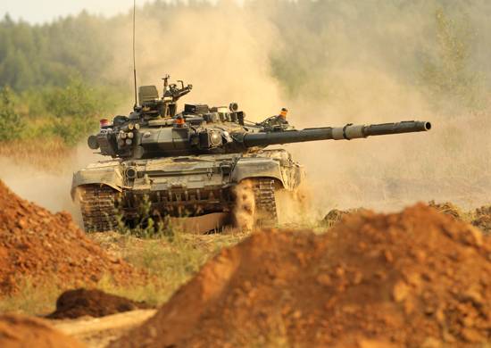 Rasmussen: Si vous le souhaitez, l'armée russe смяла se ukrainienne quelques jours