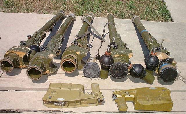 Kiew ass bereet, géint MANPADS Helikopter vun der EU-Missioun op der Donbass. Matdeelung vum DNR MGB