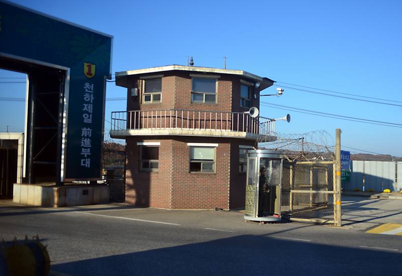 Pjöngjang an Seoul nees d ' Linn vun der Kommunikatioun tëscht verteidigungsabteilungen