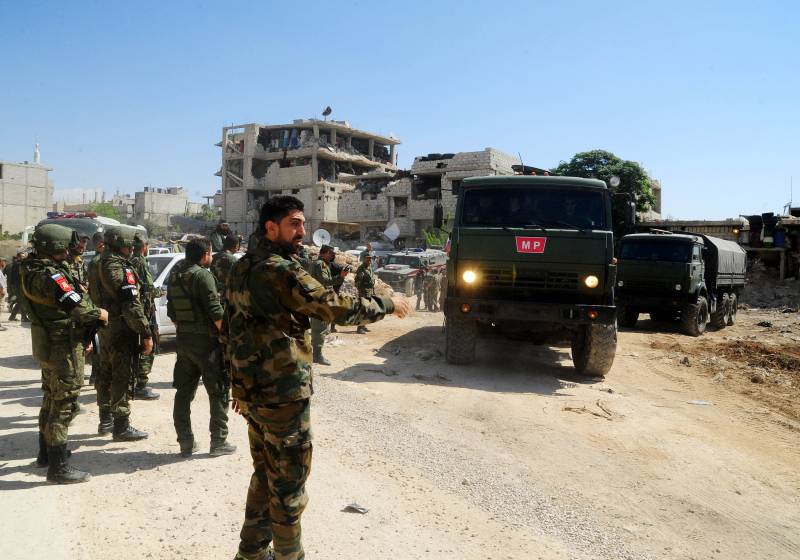 Situasjonen i Syria. I Daraa overga seg mer enn 600 militante