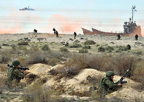 Am Westen schätzten d ' Entwécklung vun der Russescher Marine Corps