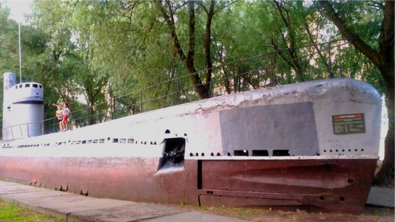 M-261. U-Boot an der Kuban-Felder