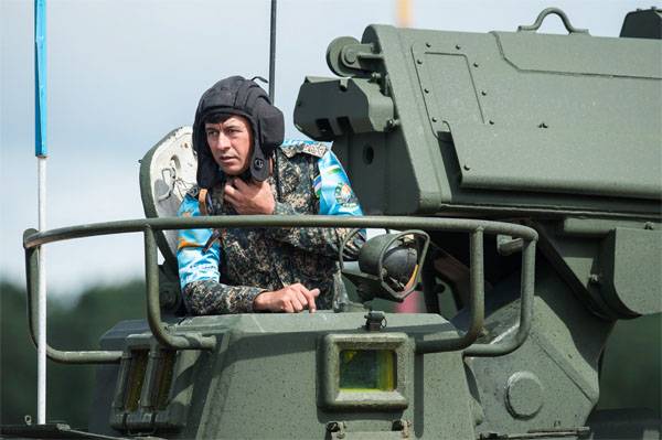 The Uzbek and the Russian army: again the eternal friendship?