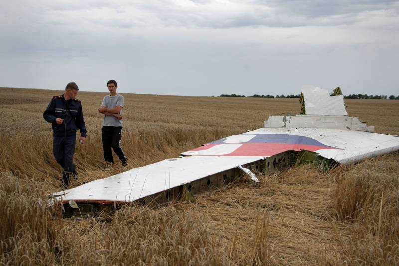 Poroshenko signed the law on ratification of the agreement with the Netherlands on MH17