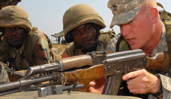 Why Americans are in Vietnam preferred the Kalashnikov