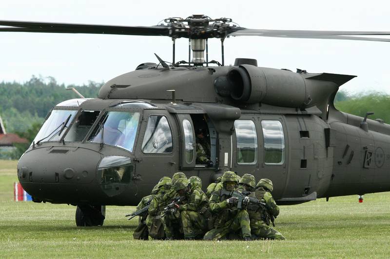 Latvian army will acquire four helicopters UH-60M Black Hawk