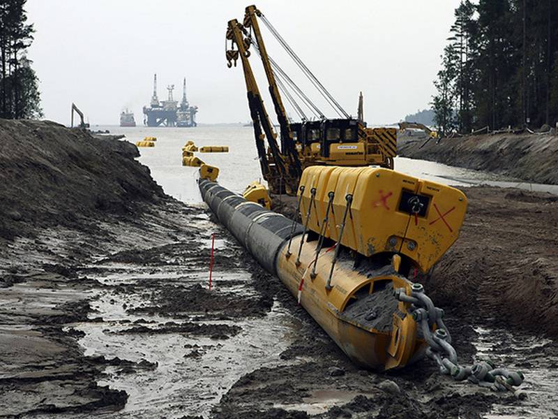 In Germany began laying the ground part of the 
