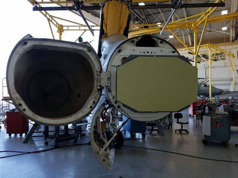 F/A-18C Hornet marine Corps, Usa vil få AESA radar med