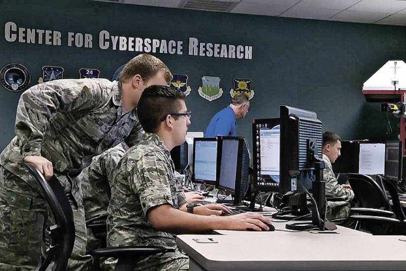 Cybernetplaza Trump. No prisoners would be taken?